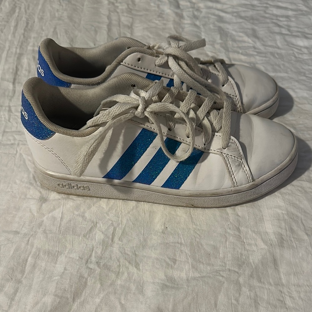 Adidas Kids White and Blue Sneakers